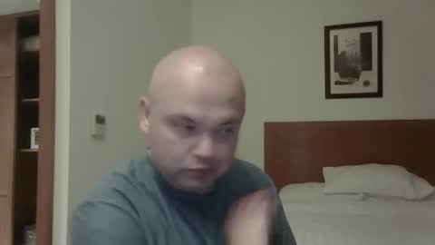 rob18997 online show from December 2, 8:56 pm