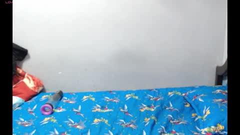 robert_kingg online show from February 12, 11:49 am