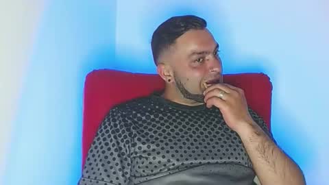 Stiven - online show from February 28, 11:48 pm