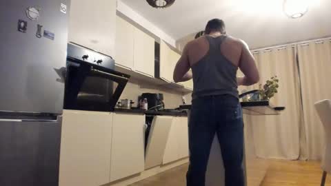 roberto4ever online show from December 4, 5:20 pm