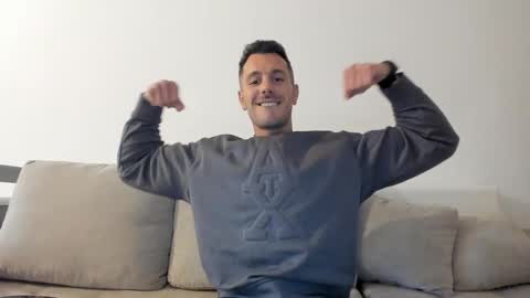 roberto4ever online show from February 1, 2:38 pm