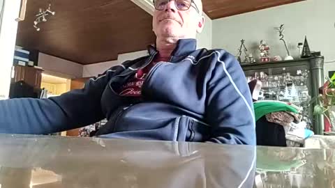 robke1966 online show from December 28, 10:58 am