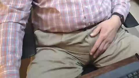 Snapshot of rockhardff chatting on February 19, 9:14 pm rockhardff online show from February 19, 9:14 pm