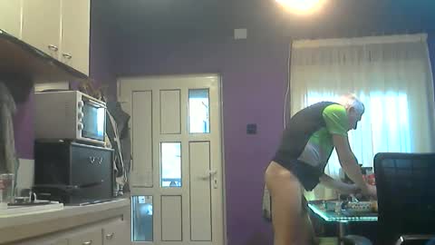 Snapshot of rocky_zagreb chatting on February 3, 3:27 pm rocky zagreb online show from February 3, 3:27 pm