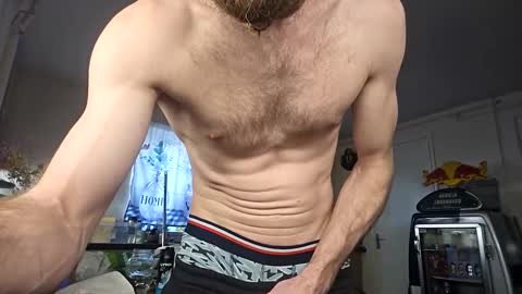 Snapshot of roddeep69 chatting on February 5, 11:55 am roddeep69 online show from February 5, 11:55 am