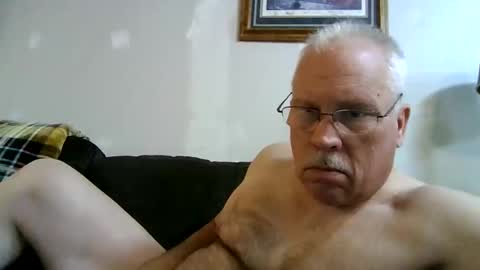 rodstud641 online show from January 9, 12:46 am