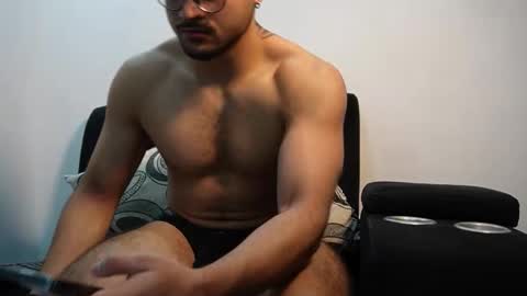 Roger Belmont online show from November 5, 4:25 am