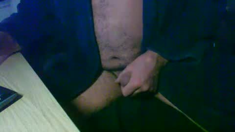 Snapshot of roger_peter chatting on February 22, 3:45 am roger_peter online show from February 22, 3:45 am