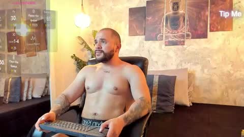 Snapshot of roman_costa chatting on October 21, 8:12 pm Roman online show from October 21, 8:12 pm