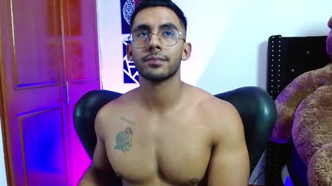 Roman online show from February 20, 9:31 pm