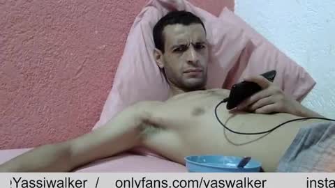 Snapshot of ronnispoto chatting on March 3, 6:18 pm ronny online show from March 3, 6:18 pm