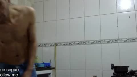 Snapshot of ronnispoto chatting on January 8, 6:31 pm ronny online show from January 8, 6:31 pm