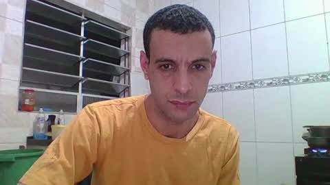 Snapshot of ronnispoto chatting on December 5, 11:07 pm ronny online show from December 5, 11:07 pm