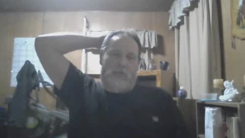 Lost4gain online show from January 3, 2:32 am