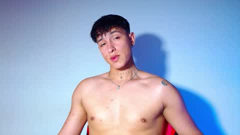 rowanboy23 online show from March 8, 10:03 pm