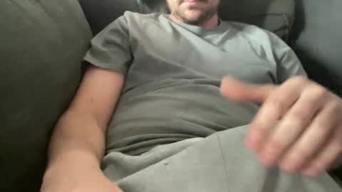 roythegil online show from November 27, 6:55 pm