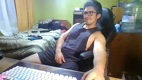 rpaulo25 online show from March 18, 5:10 am