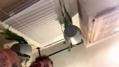 rumriddle555 online show from April 13, 10:05 am