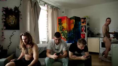 Paul online show from March 8, 7:23 am