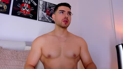 Ryan  online show from January 14, 3:33 am