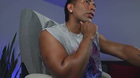 ryanboy30 online show from June 26, 12:47 am
