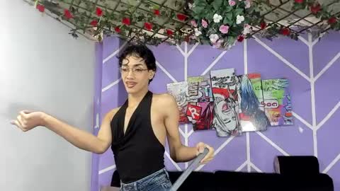 s_d_b_hot online show from June 28, 12:44 pm