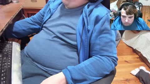 1141323  my Lord Mister Max   moms treasure online show from February 25, 12:17 pm