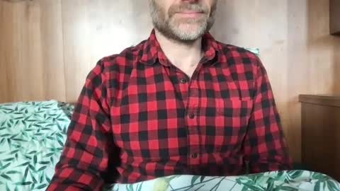 saint009 online show from March 5, 2:23 pm