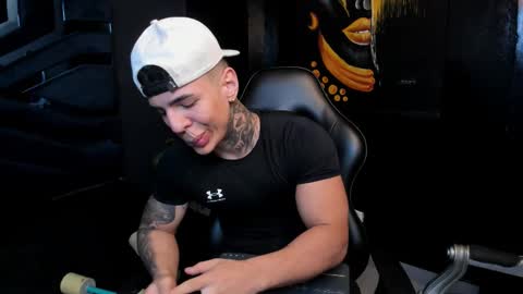 SALVATORE online show from November 9, 7:07 pm