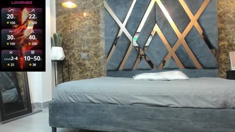 SALVATORE online show from January 4, 11:11 am