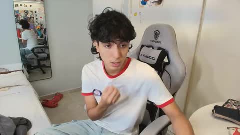 salvatore_montt online show from December 2, 7:06 pm