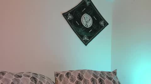 samevansx online show from April 17, 9:50 pm