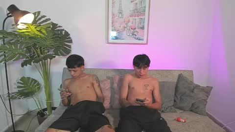 GUYS SAMI AND HAN  online show from March 6, 4:42 am