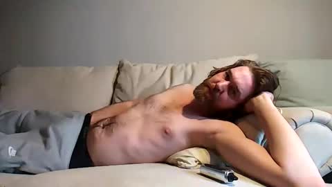 Snapshot of samuellogan_19 chatting on December 25, 5:15 pm samuellogan_19 online show from December 25, 5:15 pm