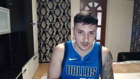 Sanchez Erik online show from February 3, 9:30 am