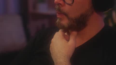 Sanders online show from February 1, 6:34 am