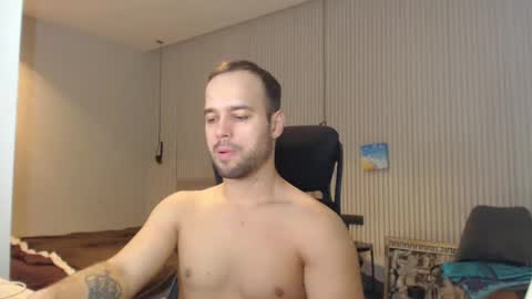 DeAlex online show from February 7, 11:01 am