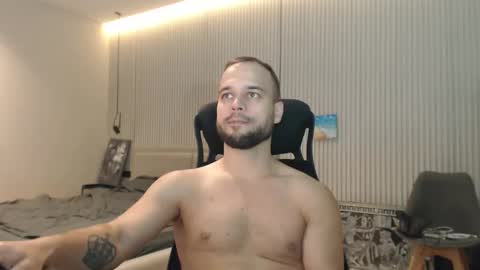 DeAlex online show from October 25, 5:25 pm