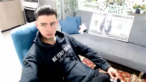 santi_ss online show from February 11, 1:21 am