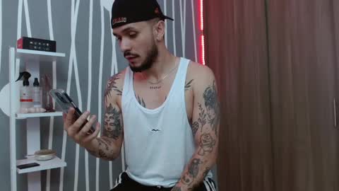 Santy Torres online show from November 6, 5:10 am