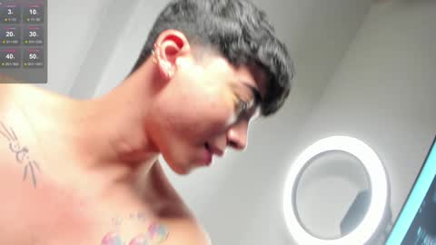 Mr. Santiago online show from December 11, 1:22 pm