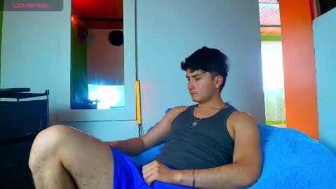 Santyago online show from November 25, 7:05 pm