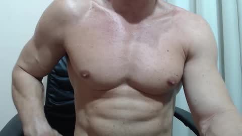 saradorj92 online show from February 20, 5:59 am