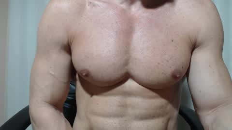 saradorj92 online show from April 14, 8:14 am