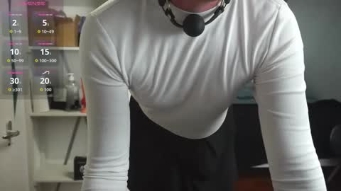 sashkasuka online show from April 7, 6:52 pm