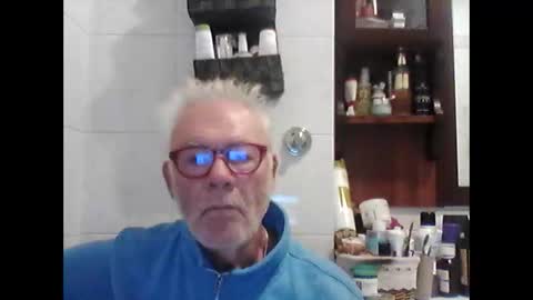 schizzodoro online show from October 12, 4:17 am