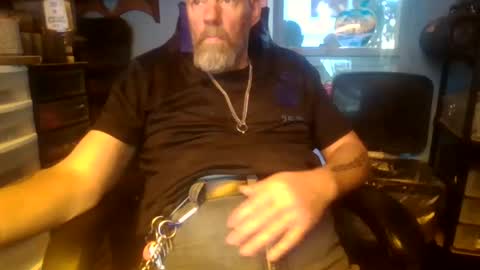 Snapshot of schroederjohn887 chatting on October 19, 11:19 pm schroederjohn887 online show from October 19, 11:19 pm