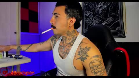 Alejandro help me to reach 200 thumps up online show from November 9, 11:03 am