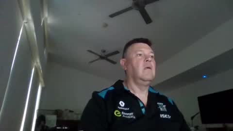 Snapshot of scoobs71 chatting on January 18, 7:04 am Scoobs online show from January 18, 7:04 am