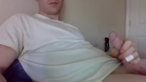 Snapshot of scooter912 chatting on December 8, 6:39 pm scooter912 online show from December 8, 6:39 pm